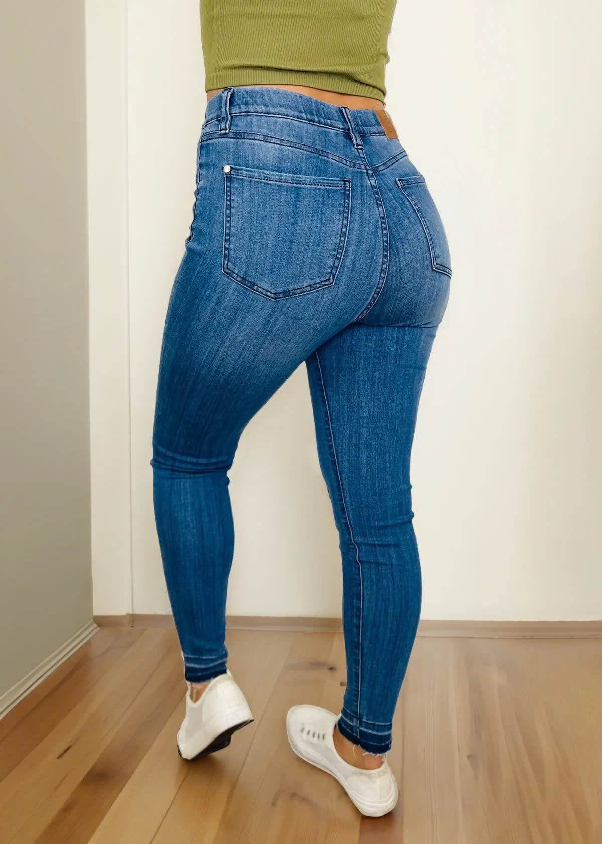 b0d404424ab0c6ee9fa134 b0d404424ab0c6ee9fa134